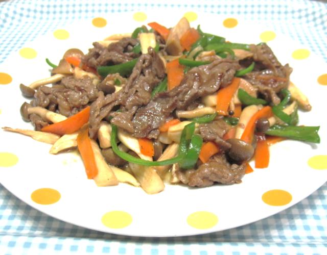 牛肉と野菜の中華風炒め