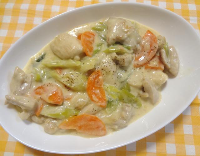 鶏モモ肉のクリーム煮
