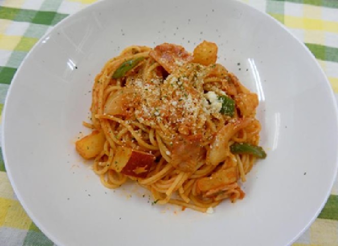 ベーコンとさつまいものパスタ
