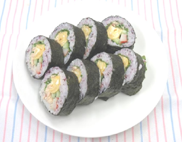 ゆかりのサラダ巻寿司