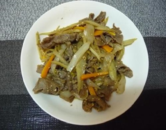 ごぼうと牛肉のうま煮