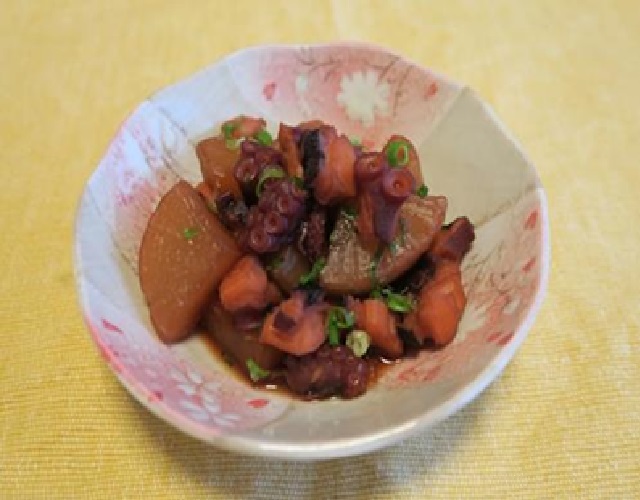 たこと大根の煮物