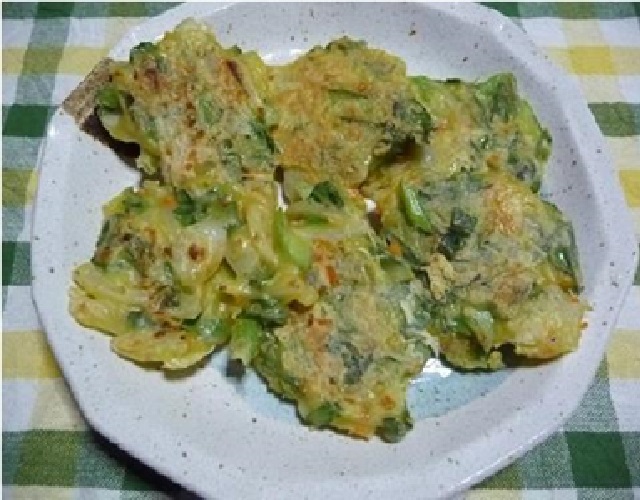 しらすと小松菜のチーズチヂミ