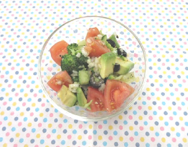 さっぱりレモン風味のサラダ