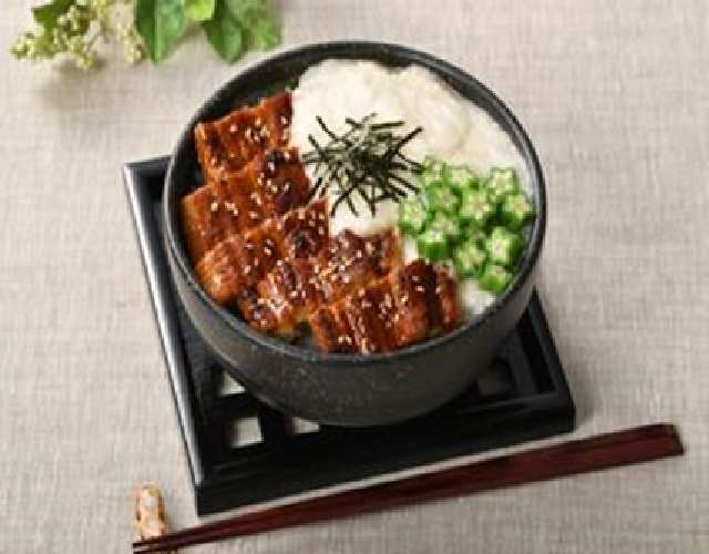 うなとろ丼