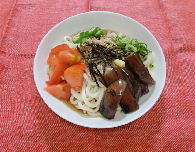 ツナぶっかけうどん