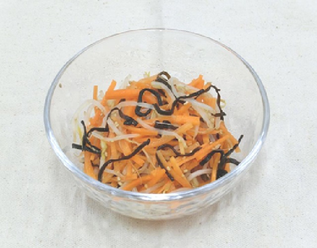 にんじんともやしの塩昆布ナムル