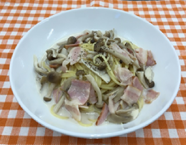 きのことベーコンのミルクパスタ